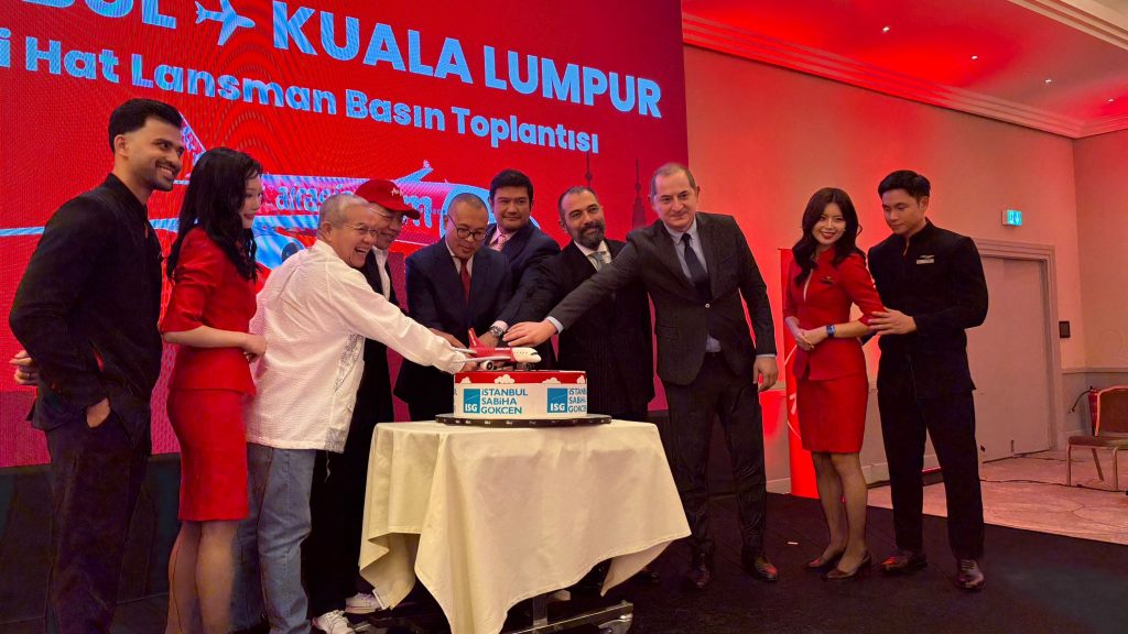 AirAsia X inaugural Kuala Lumpur–Istanbul flight press conference